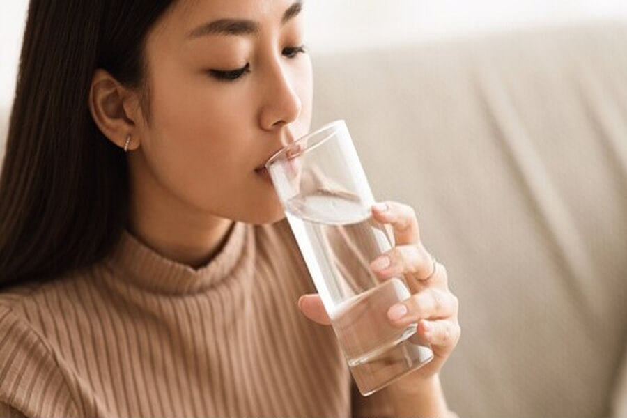 Uống nước sau khi ăn
